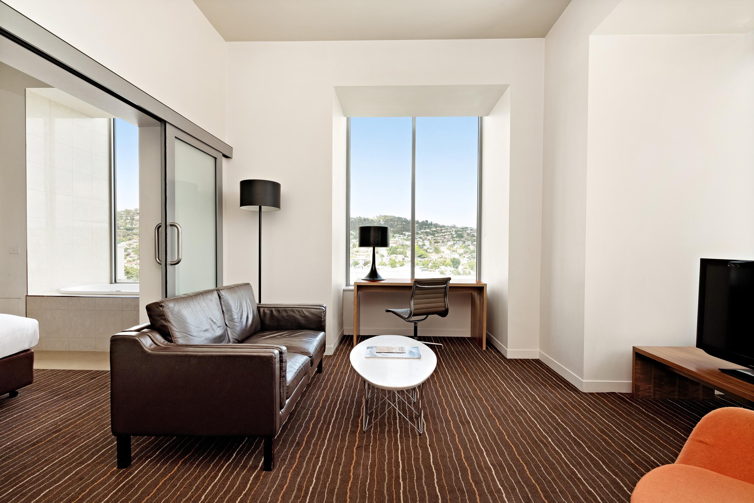 Mantra Charles Hotel Лонсестън Екстериор снимка