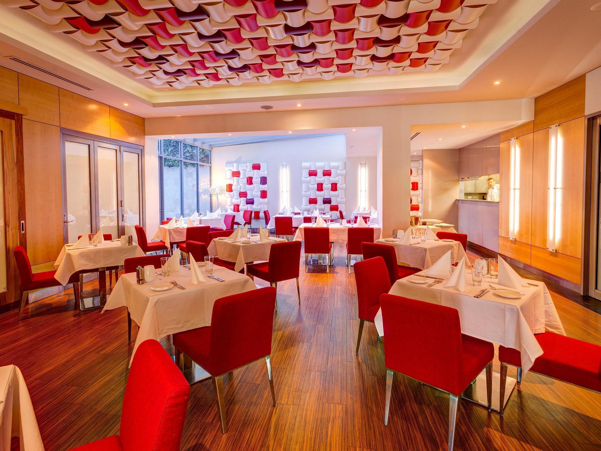 Mantra Charles Hotel Лонсестън Екстериор снимка