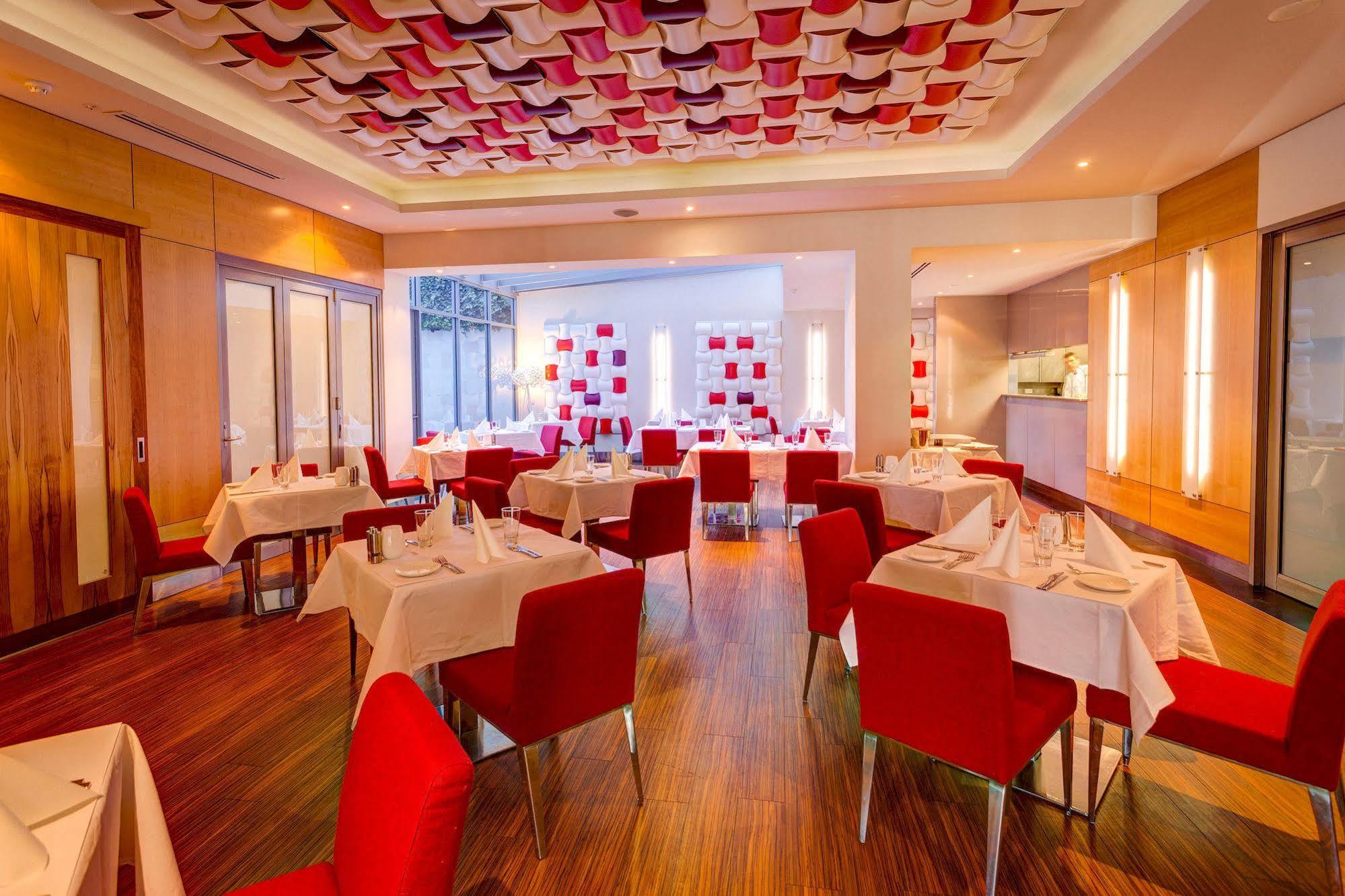 Mantra Charles Hotel Лонсестън Екстериор снимка
