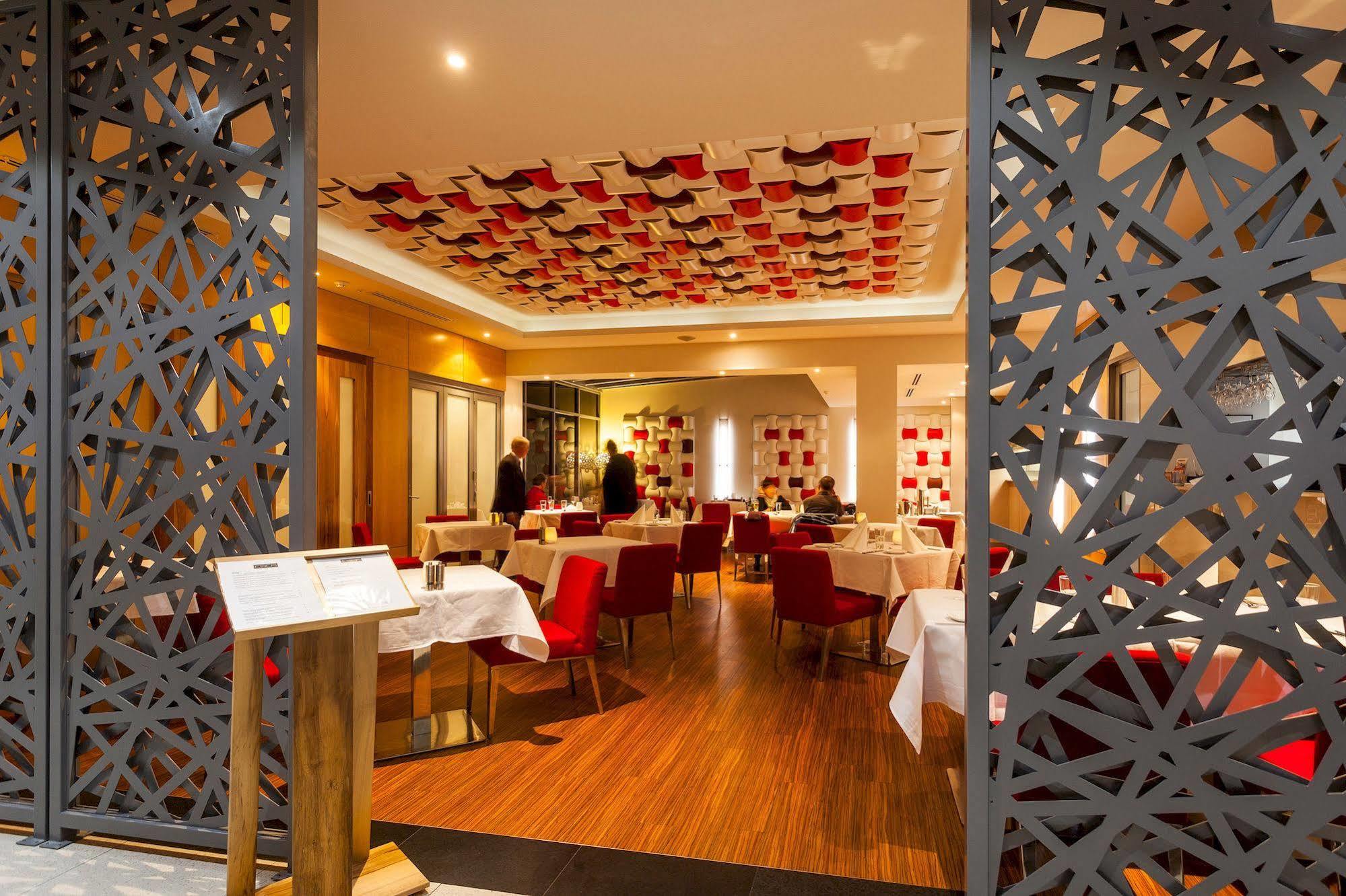 Mantra Charles Hotel Лонсестън Екстериор снимка